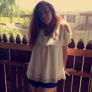 Meet your Posher, Aylea